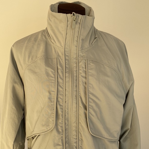 lululemon Always Effortless Jacket Green Size 4 NWT - Picture 8 of 11